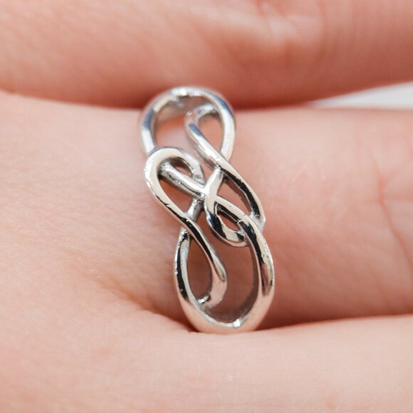 Sterling Silver Infinity Knot Ring — Openwork Figure-Eight, Size 8, 925 - Picture 6 of 11